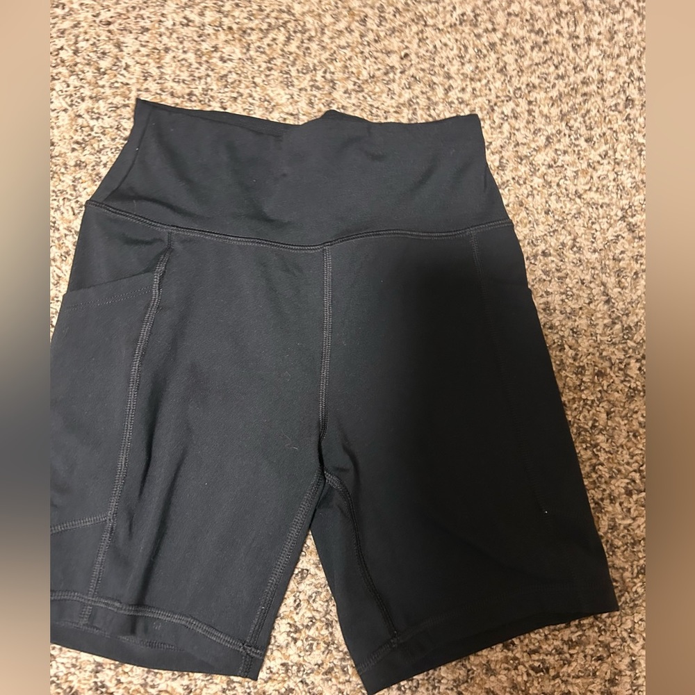 High rise American eagle size xs biker shorts
